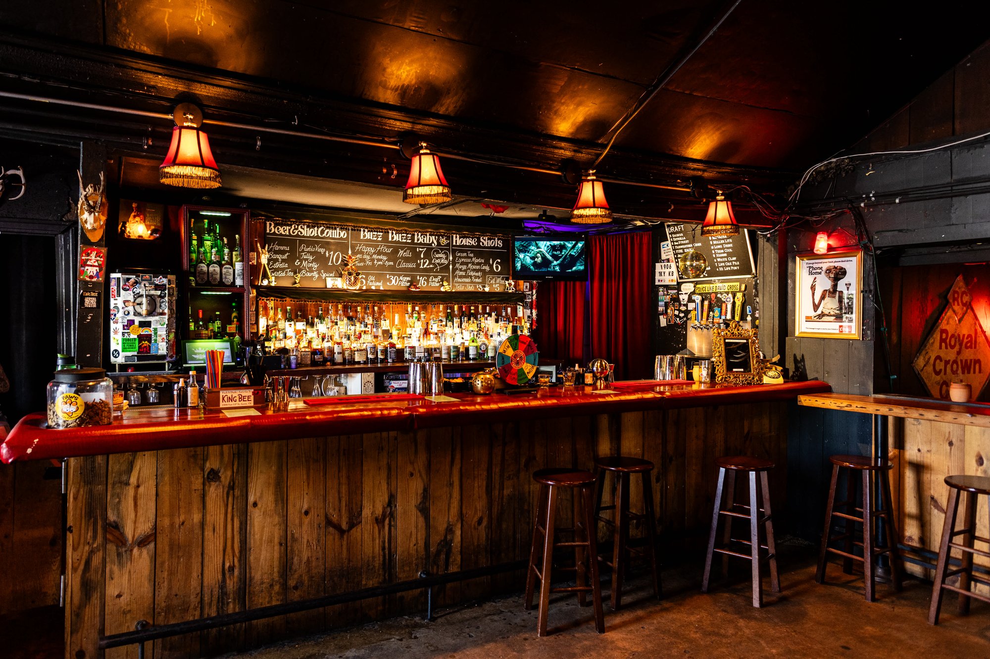 King Bee, Bar in Austin