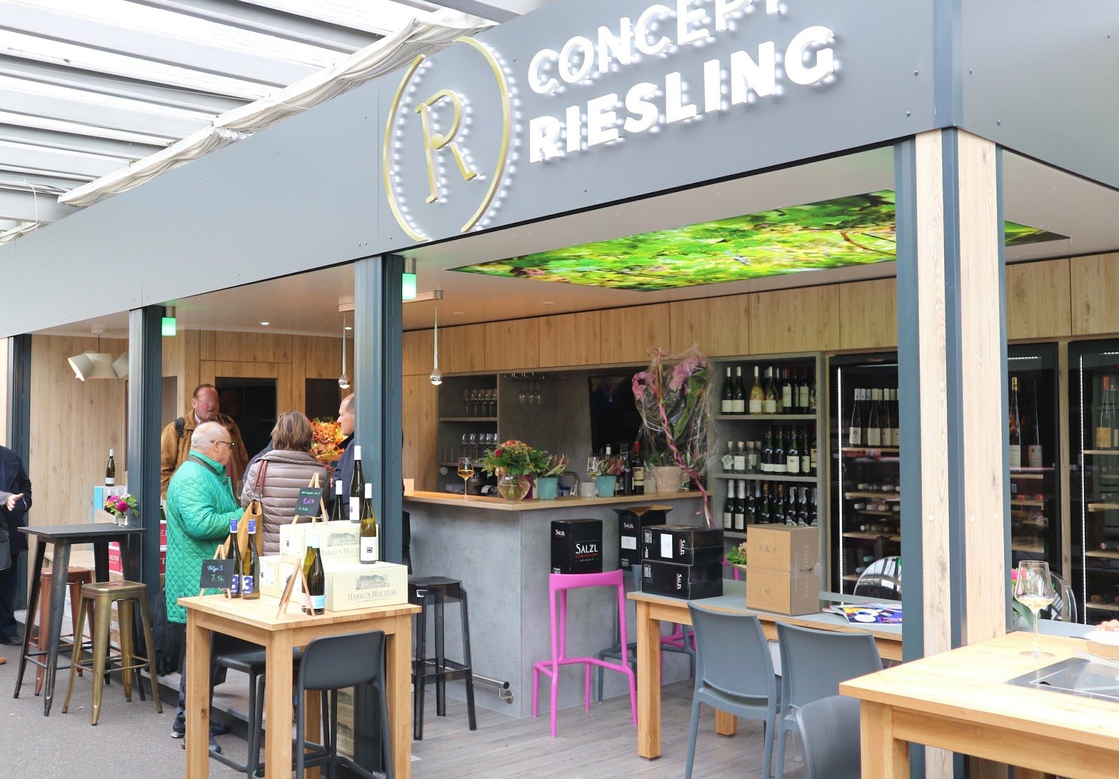 Concept Riesling bar in Düsseldorf, Germany