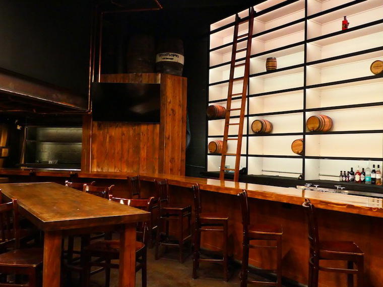 Pint and Jigger, Urban Honolulu, United States