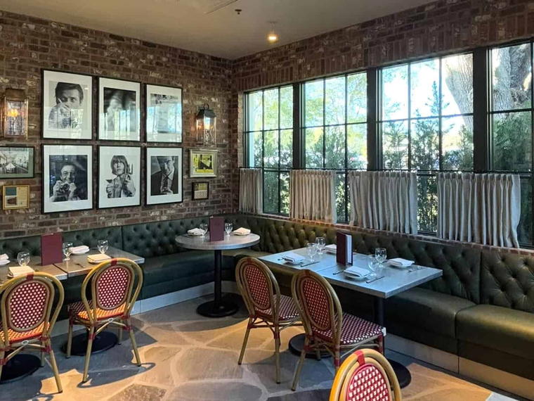 Mad Dogs and Englishmen, Tampa, United States