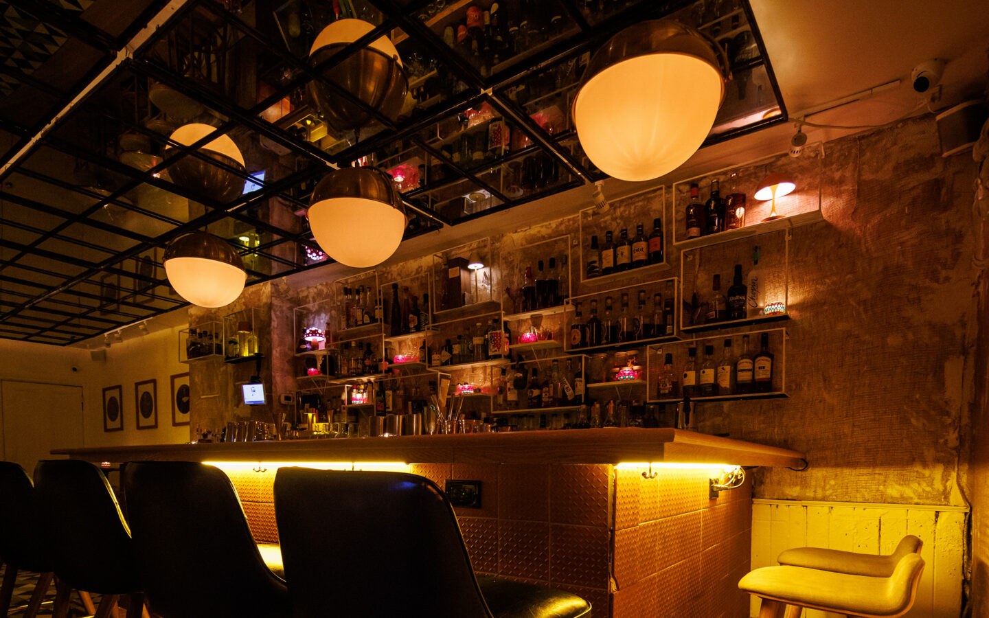 Gift Shop bar in Toronto