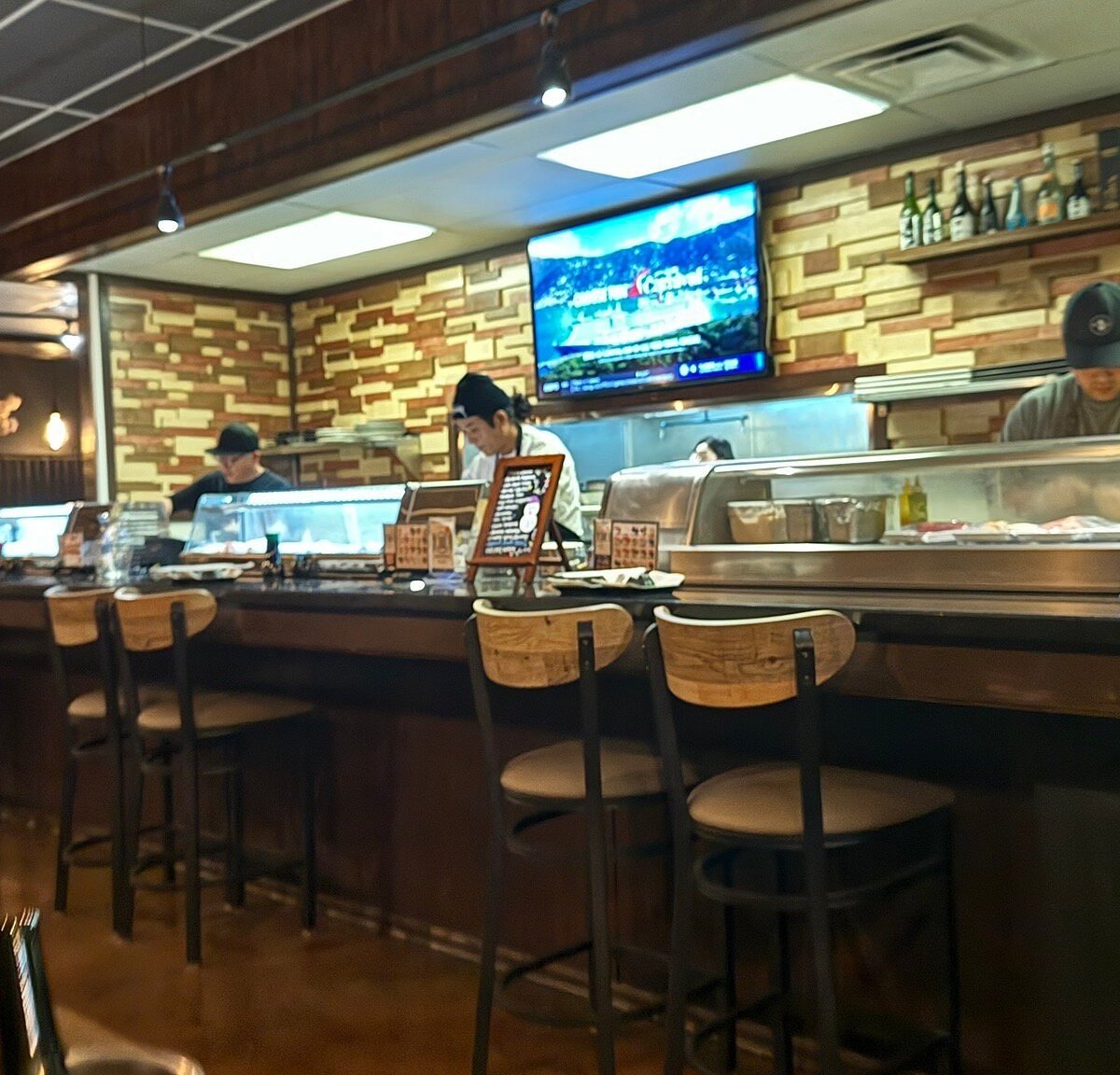 Ari Sushi & Izakaya