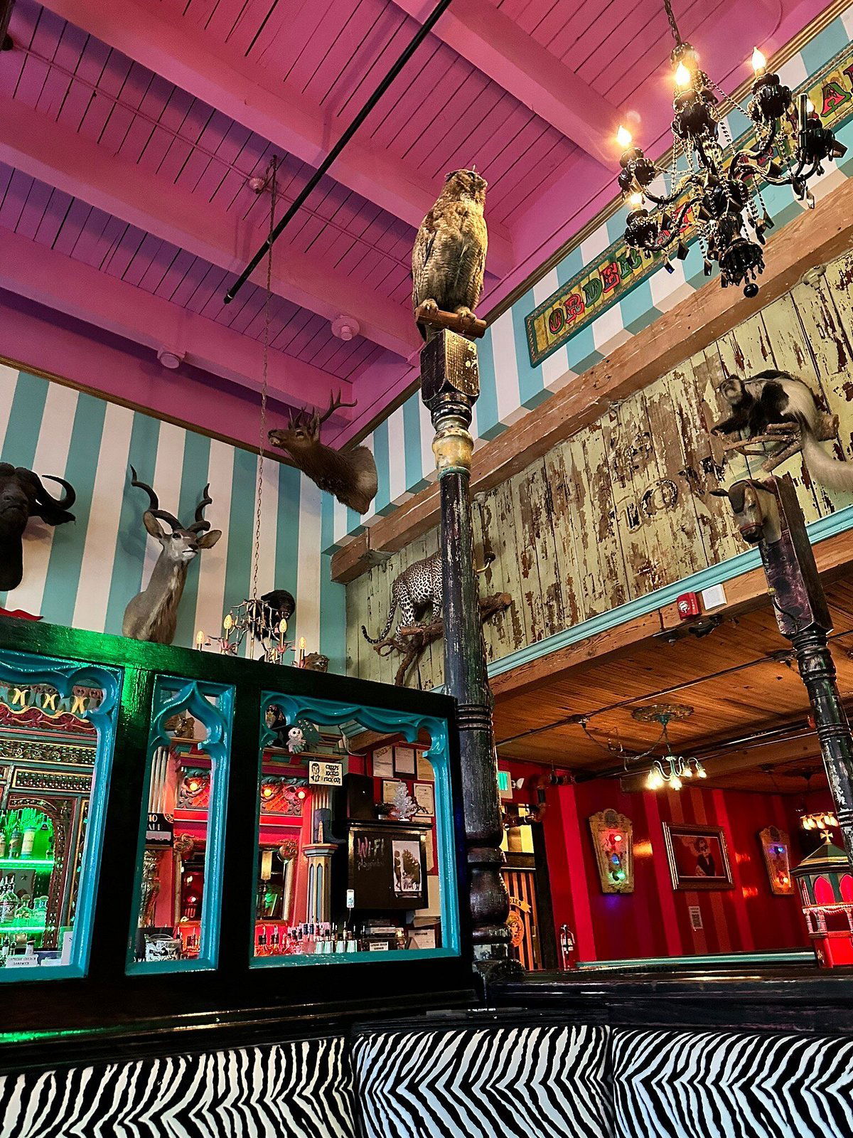 Unicorn, Bar in Seattle