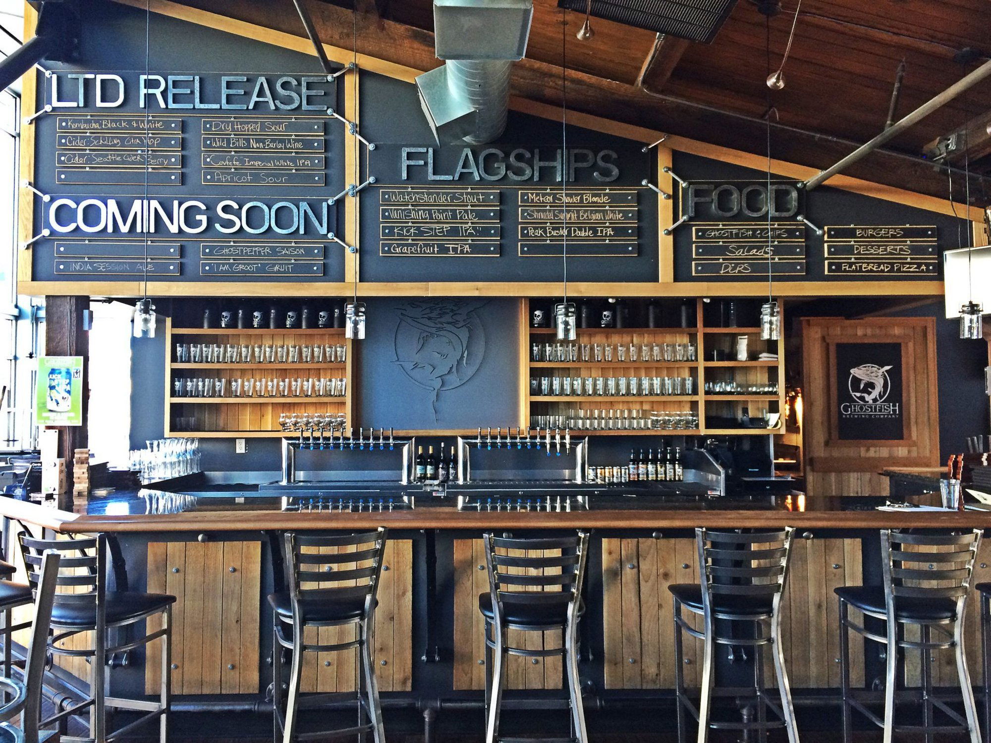 Ghostfish Brewing Company - Taproom & Restaurant, Bar in Seattle