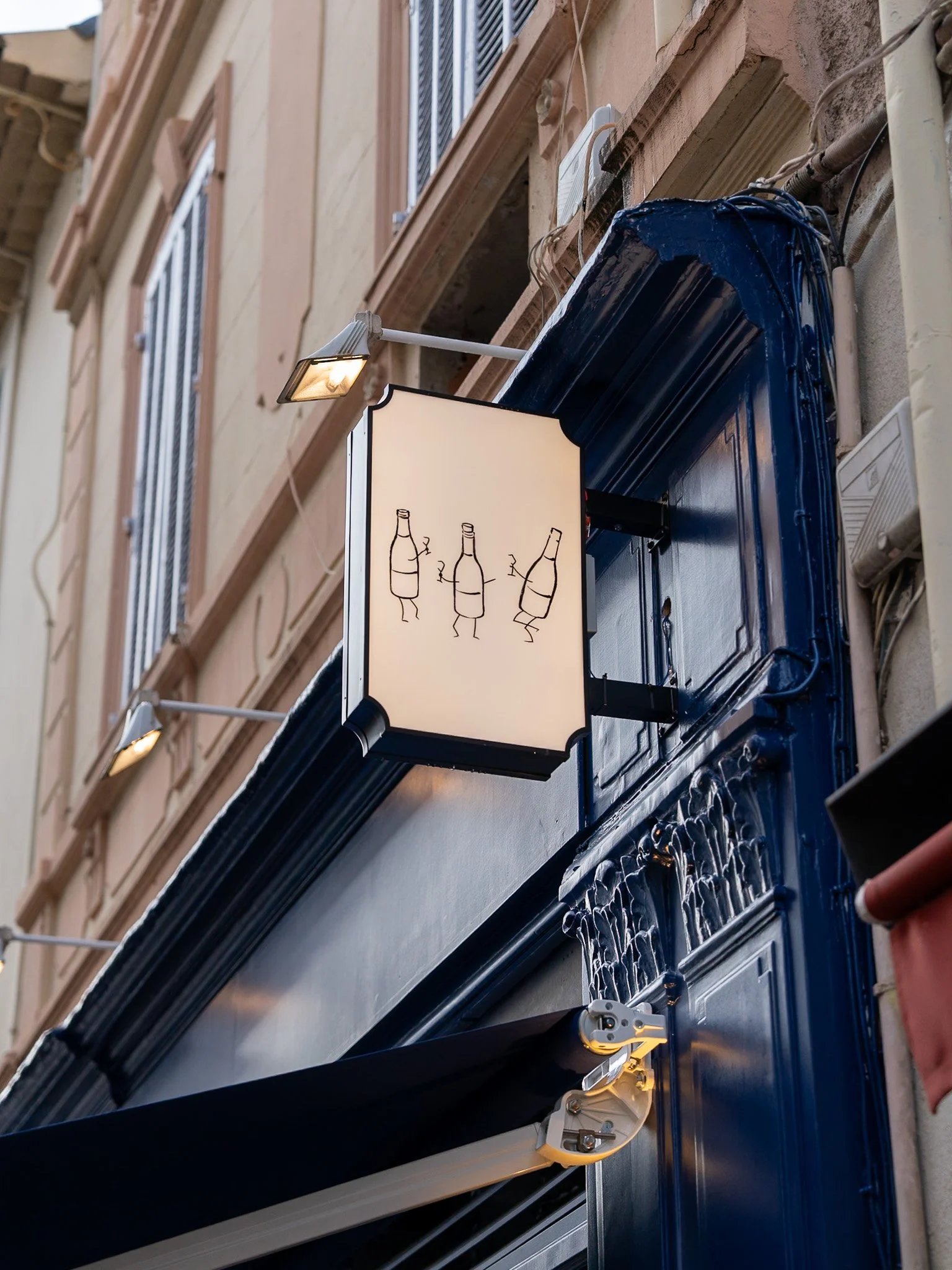 Quille bar in Cannes, France