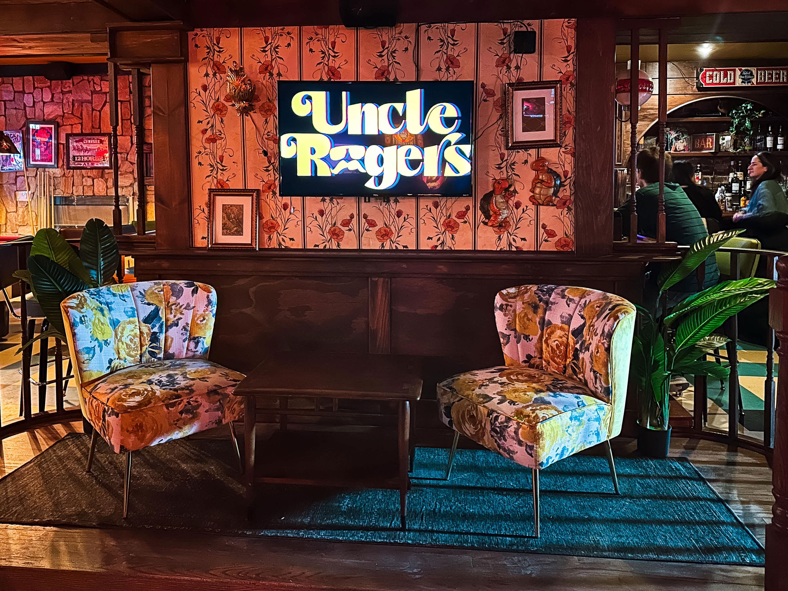 Uncle Roger’s, Bar in Brooklyn