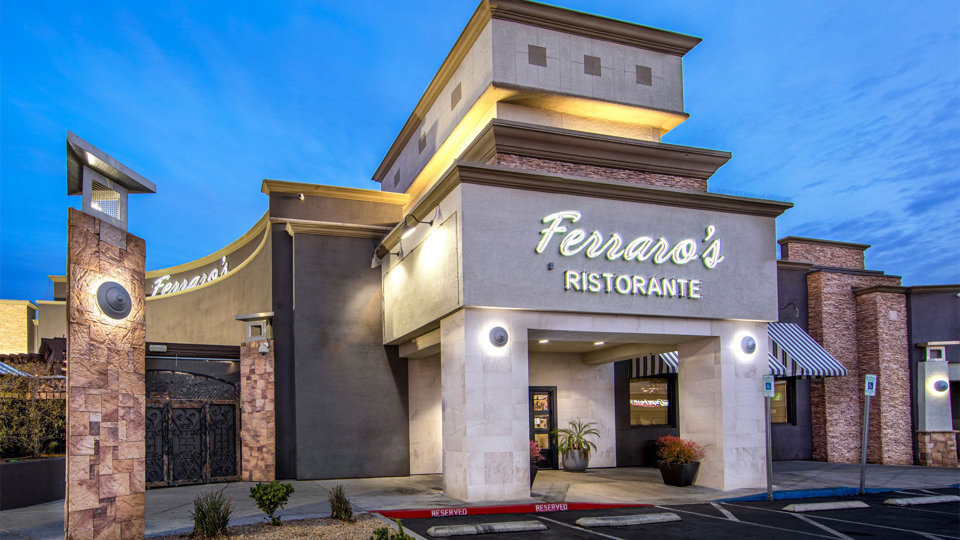 Ferraro's Ristorante, Bar in Las Vegas