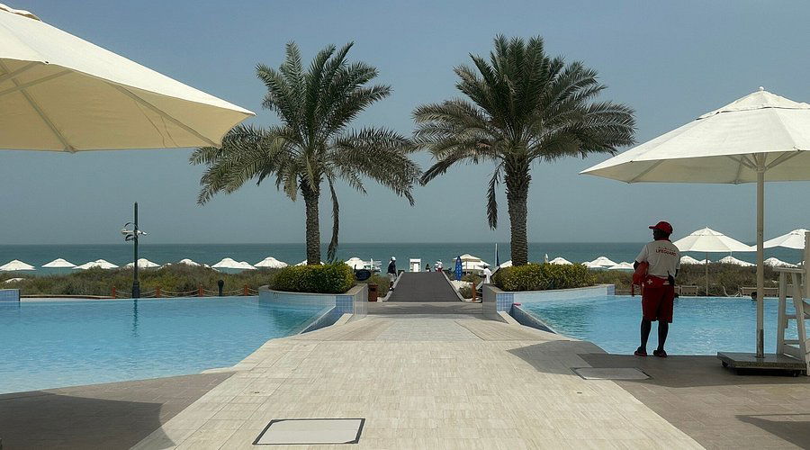 The Pool Avenue, Bar in Abu Dhabi