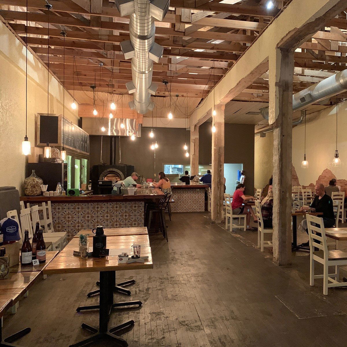 Vagabond Pizza, Bar in Abilene