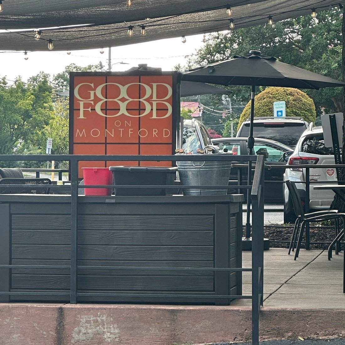 Good Food on Montford bar in Charlotte, United States
