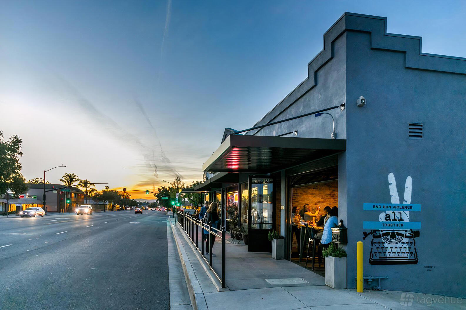 Oak and Iron, Thousand Oaks, United States