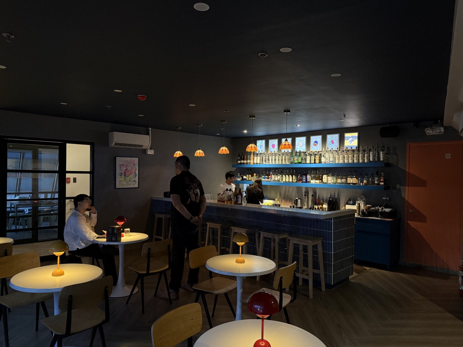 The Cattery, Bar in Makati