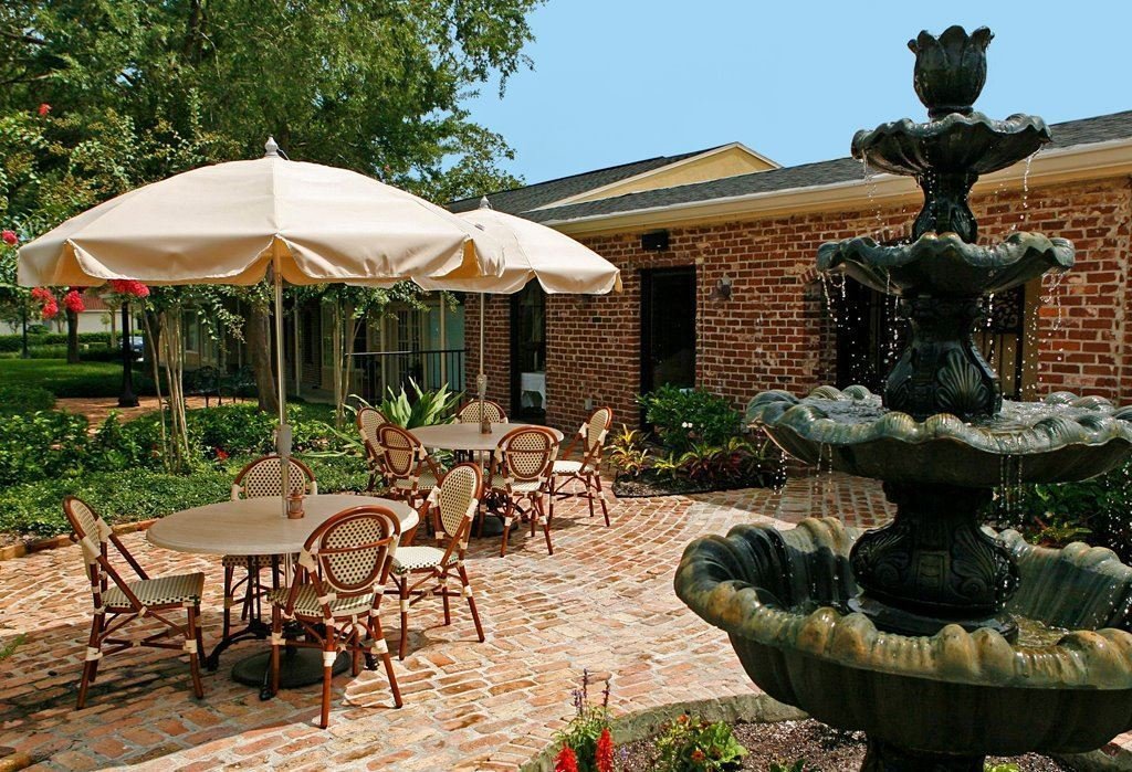 Rocco's Italian Grille & Bar