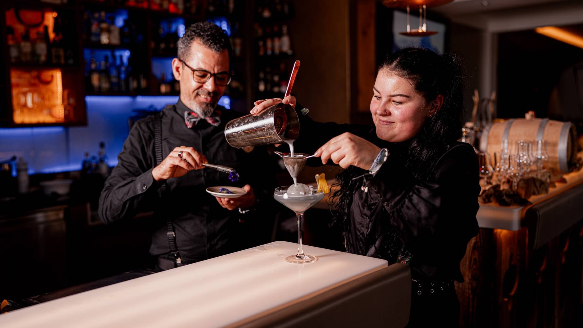 AlpenRausch Bar & Lounge