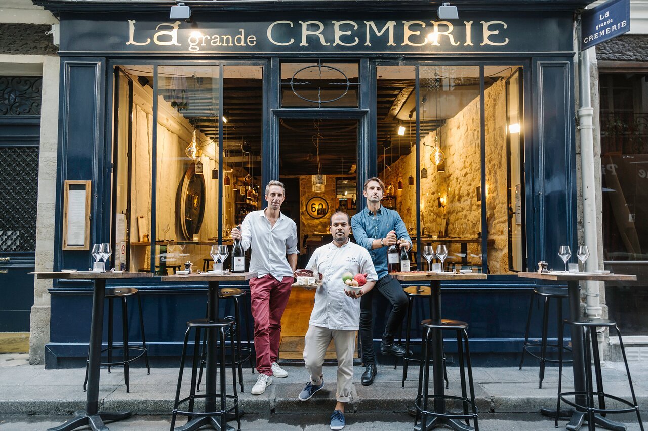 La Grande crèmerie bar in Paris, France