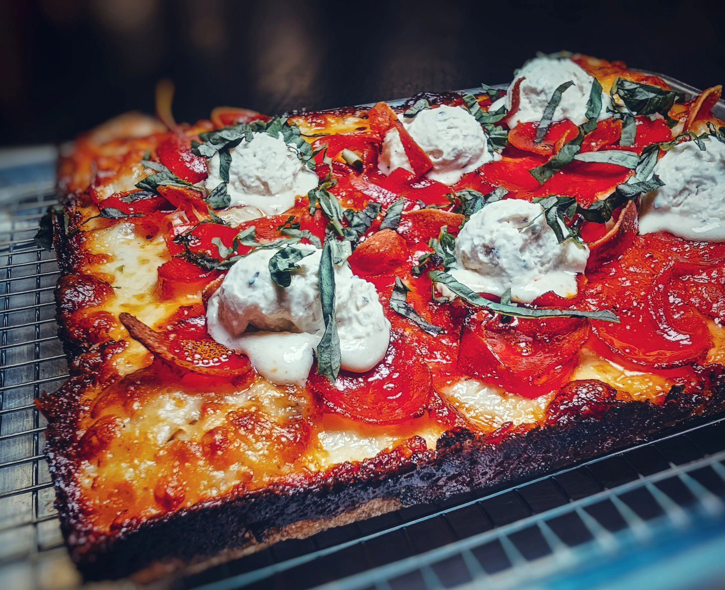 R Town Pizza, Bar in Reno