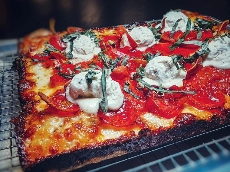 R Town Pizza, Reno, United States