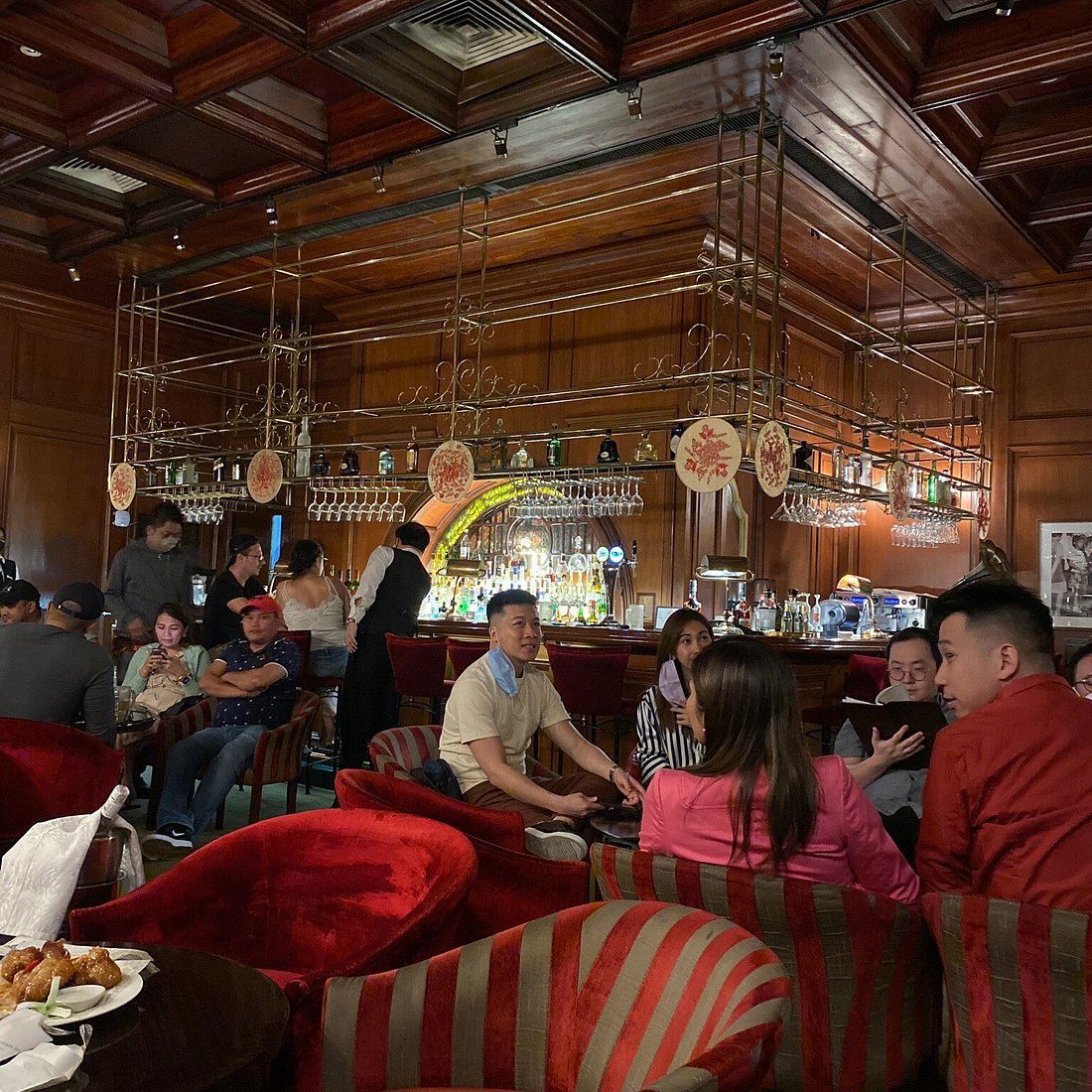 Tap Room, Bar in Manila