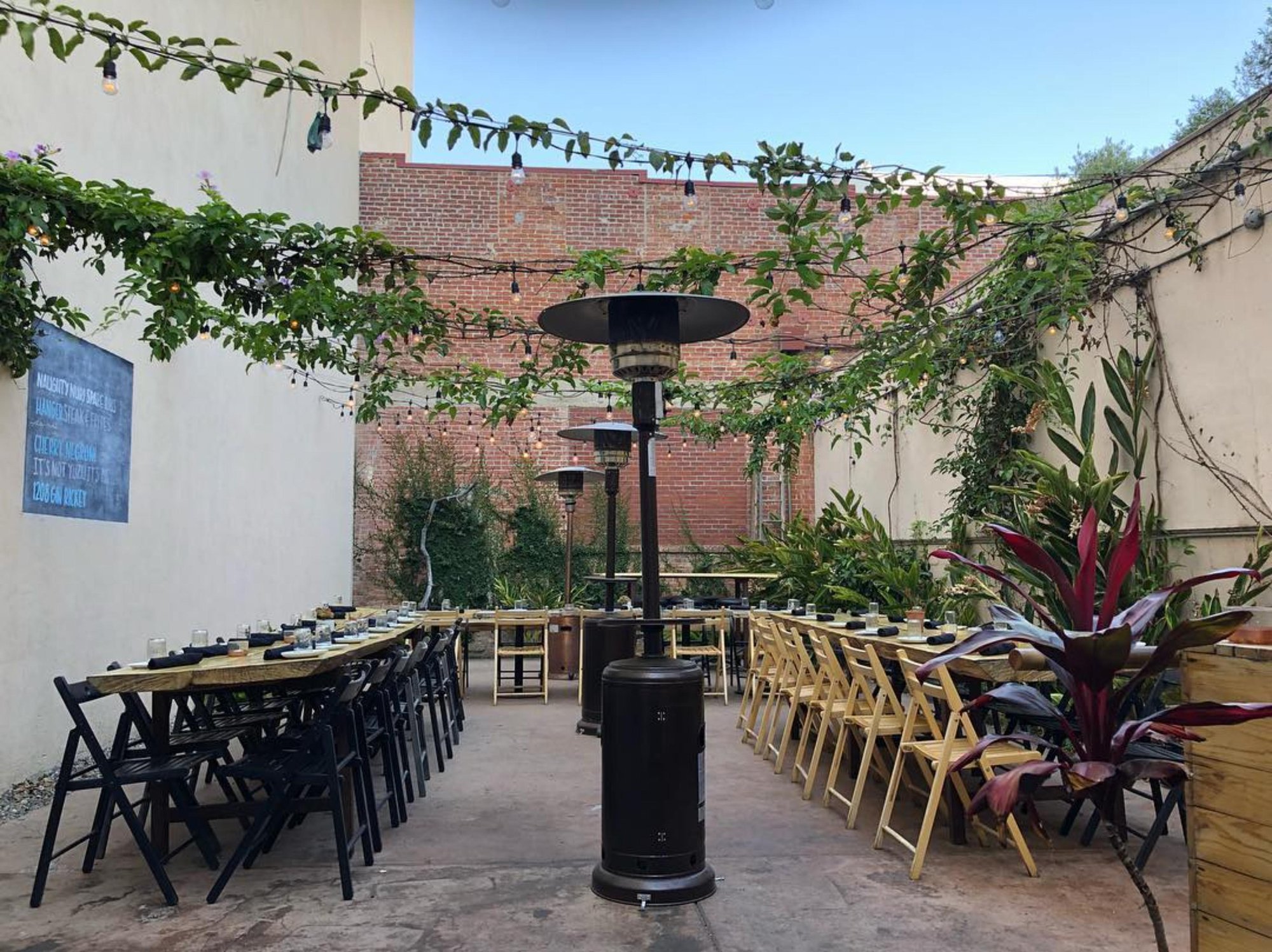 Sama Sama Kitchen bar in Santa Barbara, United States