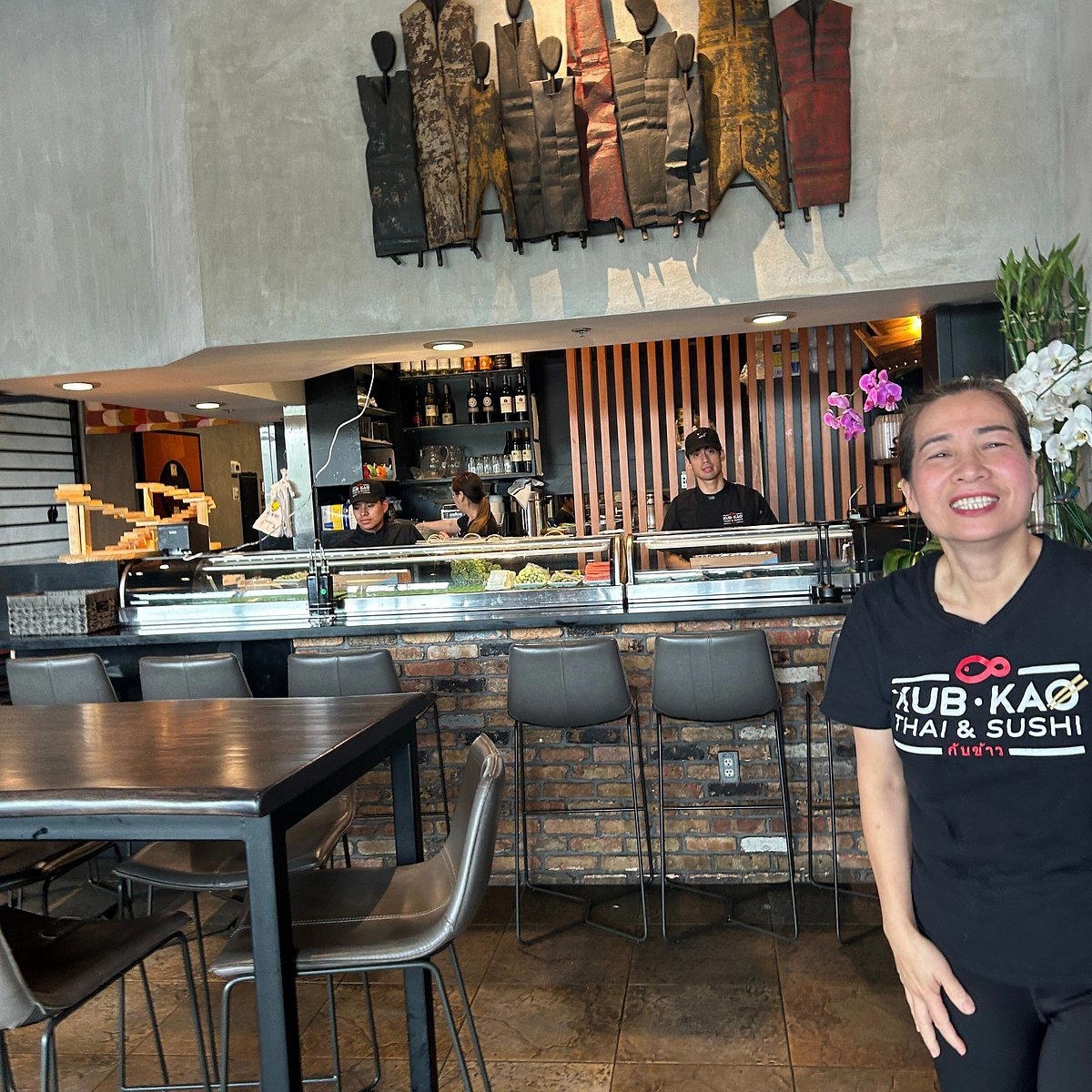 Kub Kao Thai & Sushi bar in Davie, United States