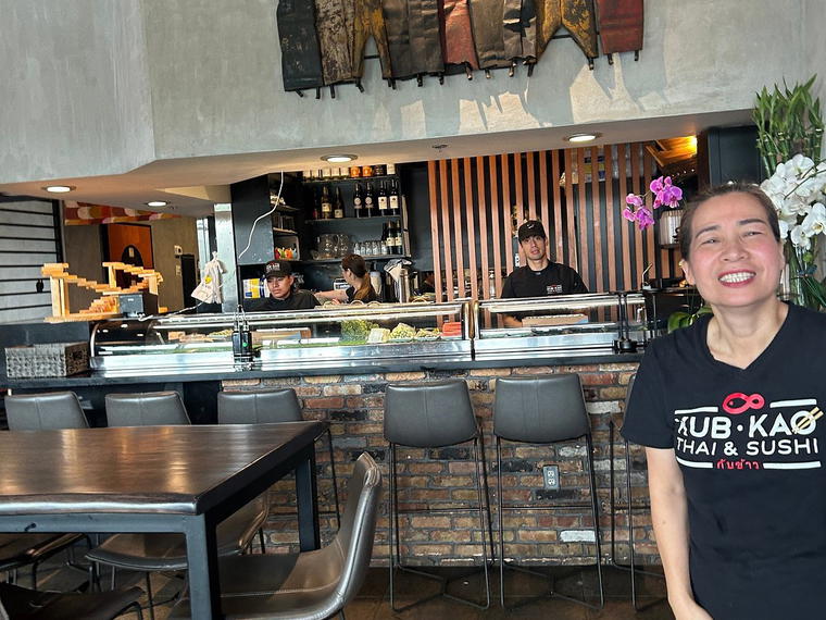 Kub Kao Thai & Sushi, Davie, United States