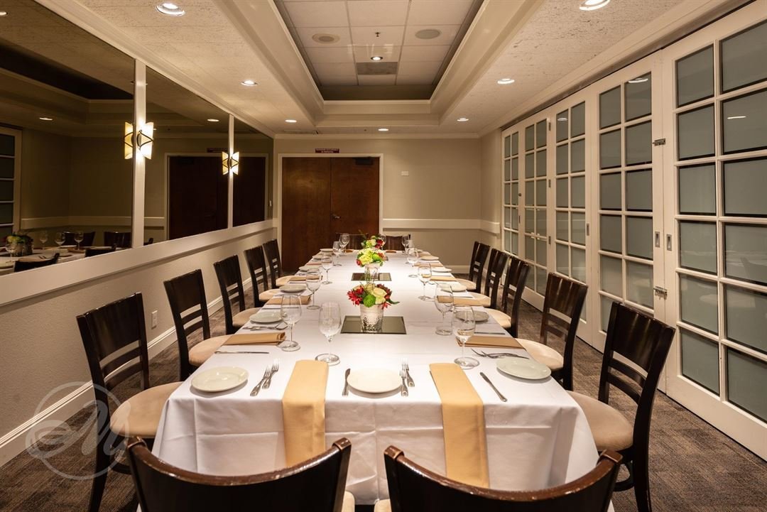 Massimo's Restaurant, Bar and Private Event Venue, Bar in Fremont
