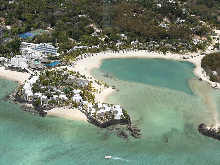 Coco's Beach Bar, Trou d'Eau Douce, Mauritius
