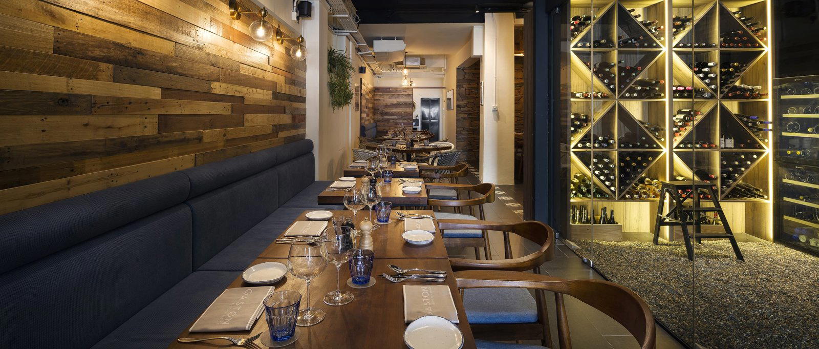 Gaston bar in Singapore, Singapore