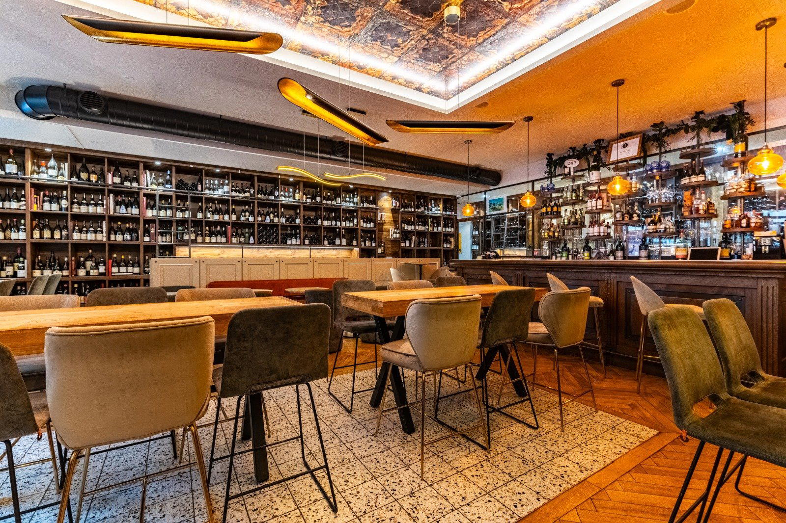 L'Arche des vins, Beaune, France