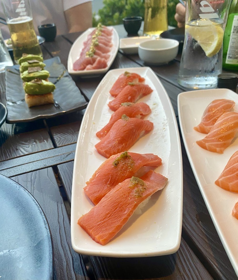 E⁺ MON Sushi Westlake Village bar in Thousand Oaks, United States