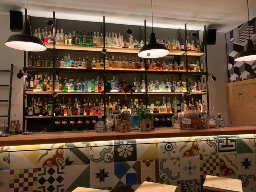 Cubi bar in Maglie