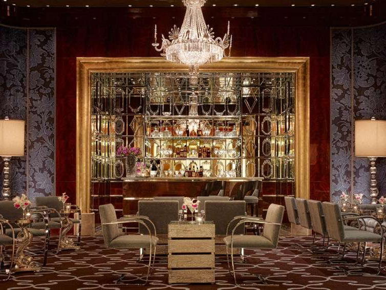 Bar Cristal, Macau, Macau