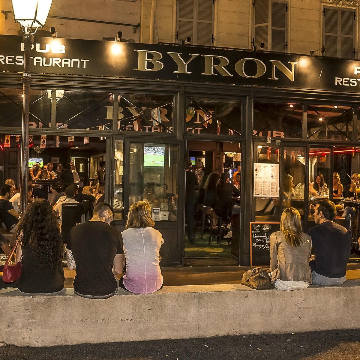 BYRON CANNES