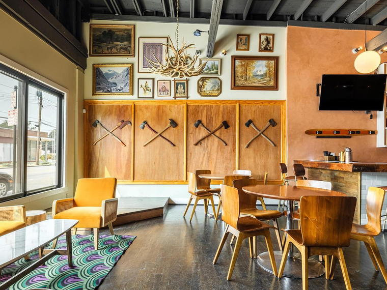 The Overlook Lodge, Cincinnati, United States