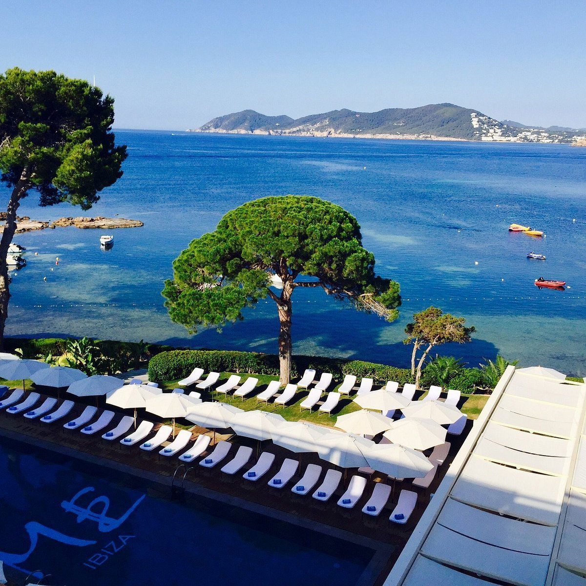 Bianco Mare Beach & Pool Bar, Bar in Ibiza