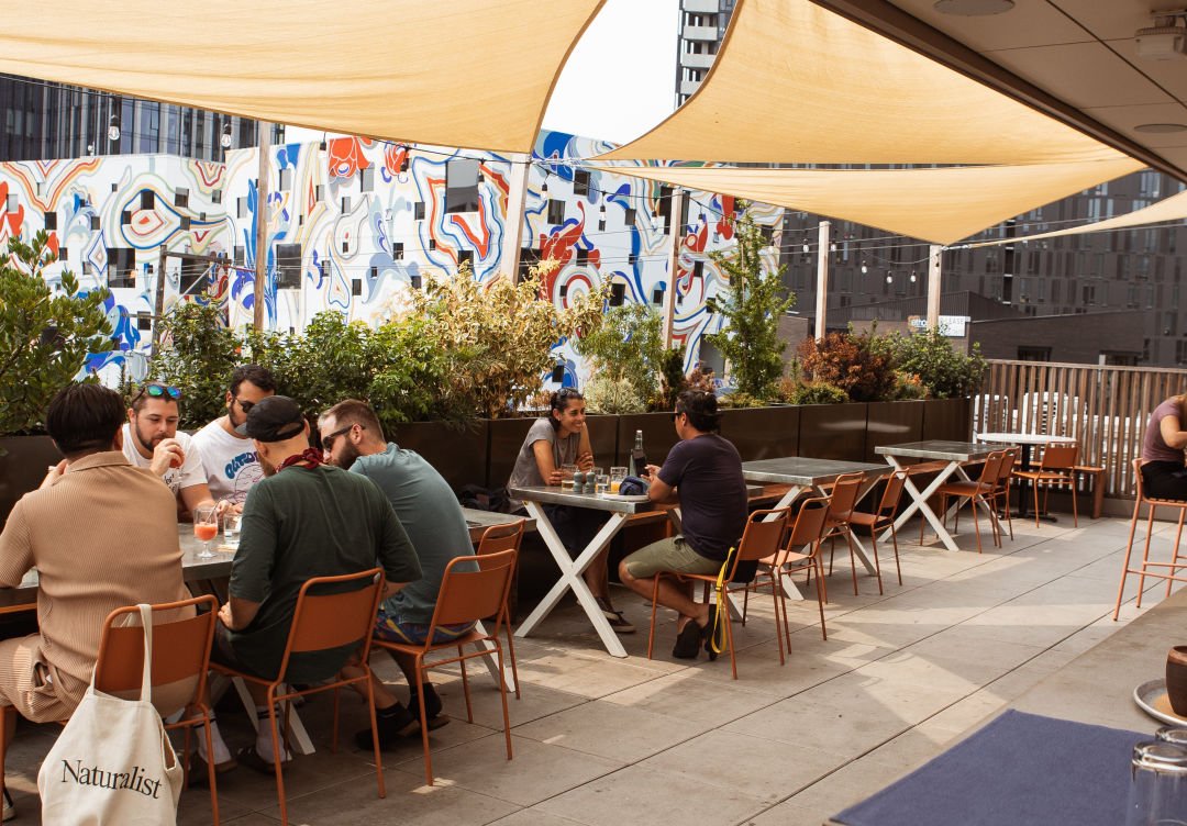 The Sunset Room, Bar in Portland