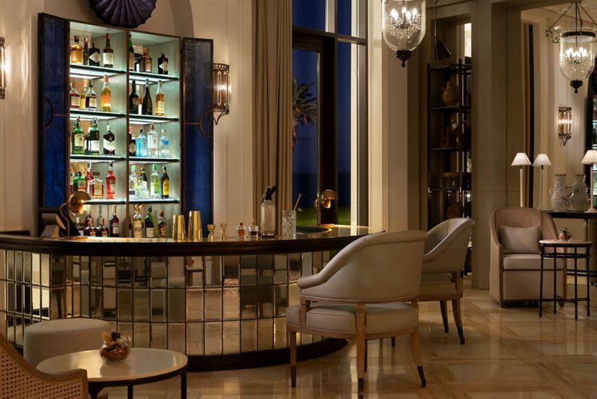The St. Regis Bar, Bar in Tamuda Bay