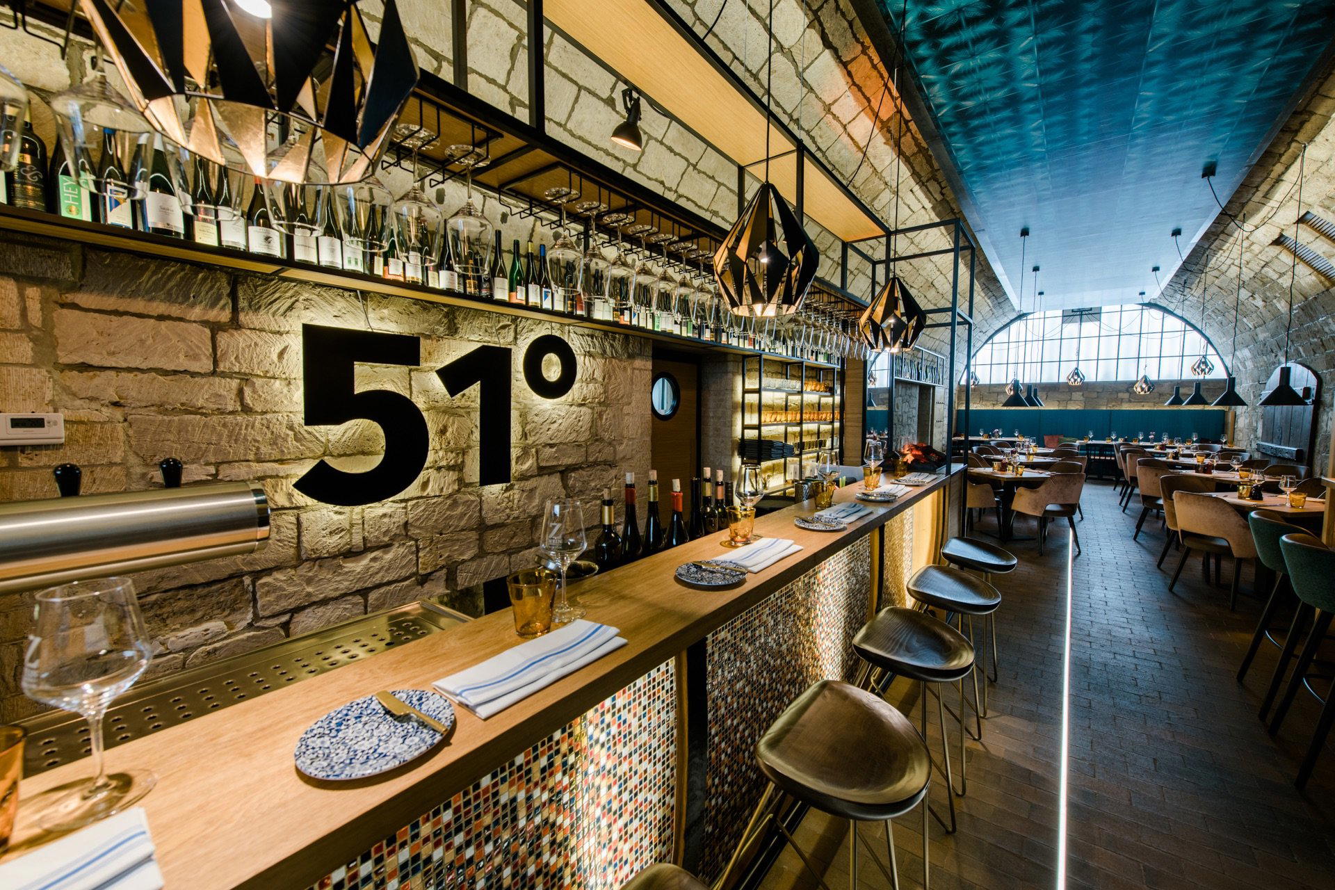 51° Eatbar & Weinbar bar in Freyburg Unstrut