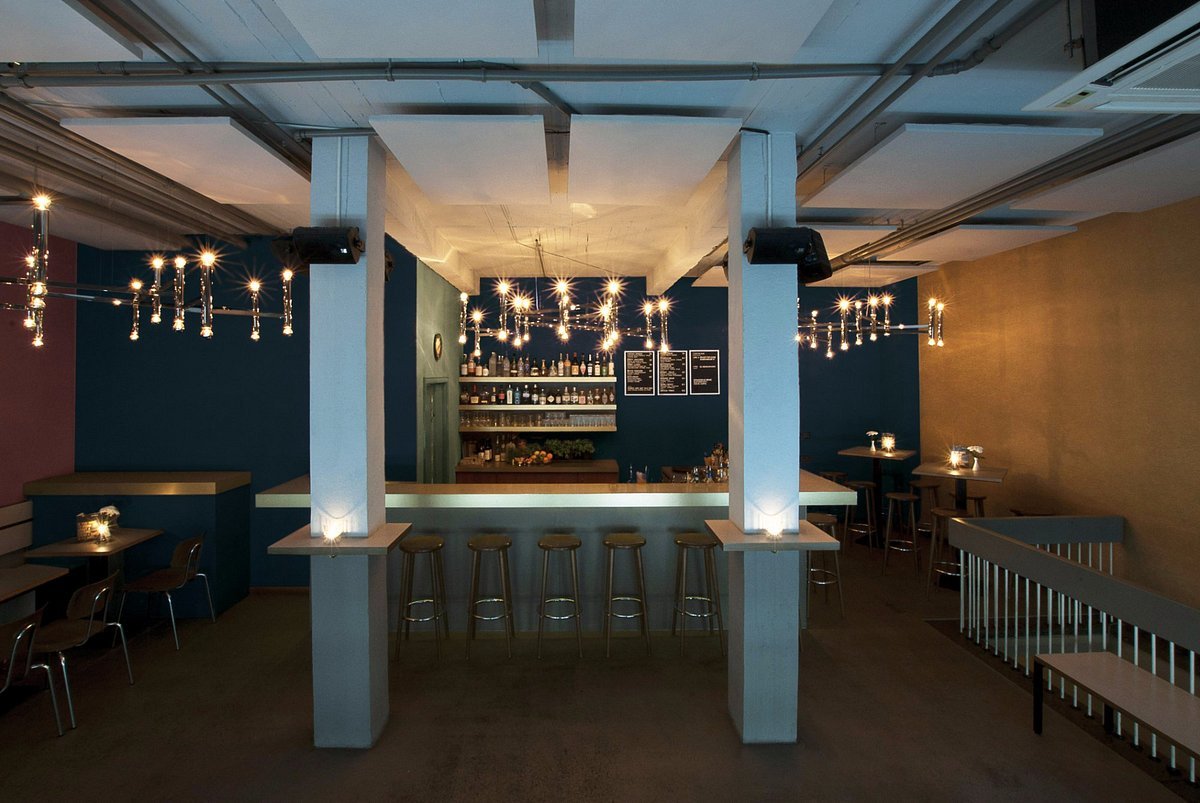 Golden Glimmer Bar