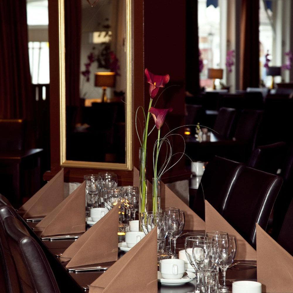 Statt Vin & Mat bar in Katrineholm