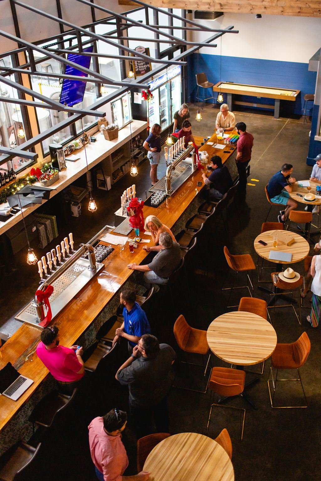 Lakewood Brewing Company bar in Garland, United States