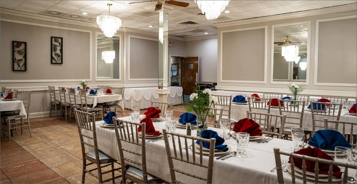 La Villa Restaurant Lounge and Banquets, Chicago, United States