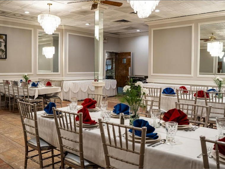 La Villa Restaurant Lounge and Banquets, Chicago, United States