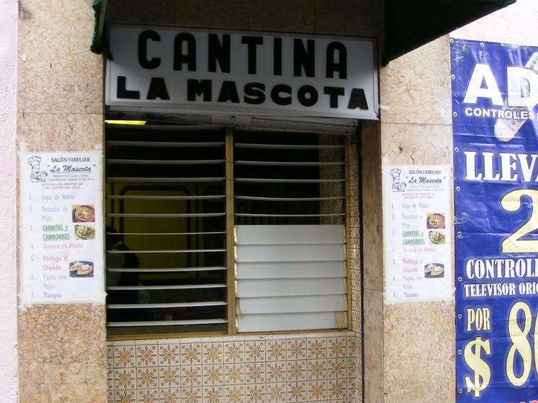 Salon Familiar La Mascota Cantina, Mexico City, Mexico