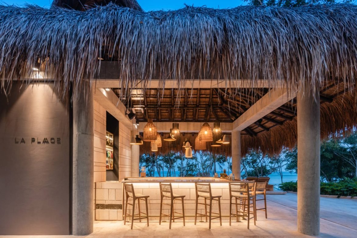 Bar La Plage, Cartagena, Colombia
