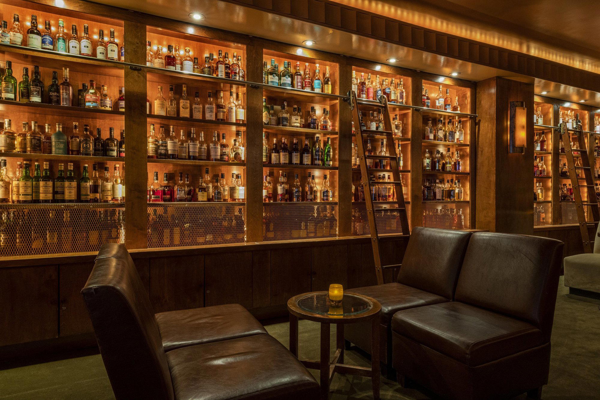 Brandy Library, New York City, United States