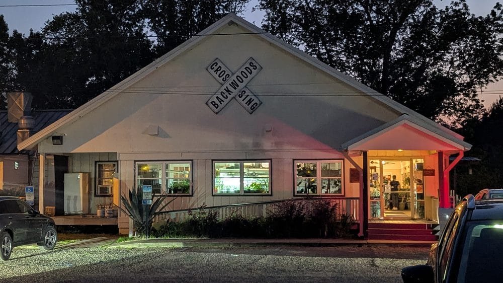 Backwoods Crossing bar in Leon County, United States