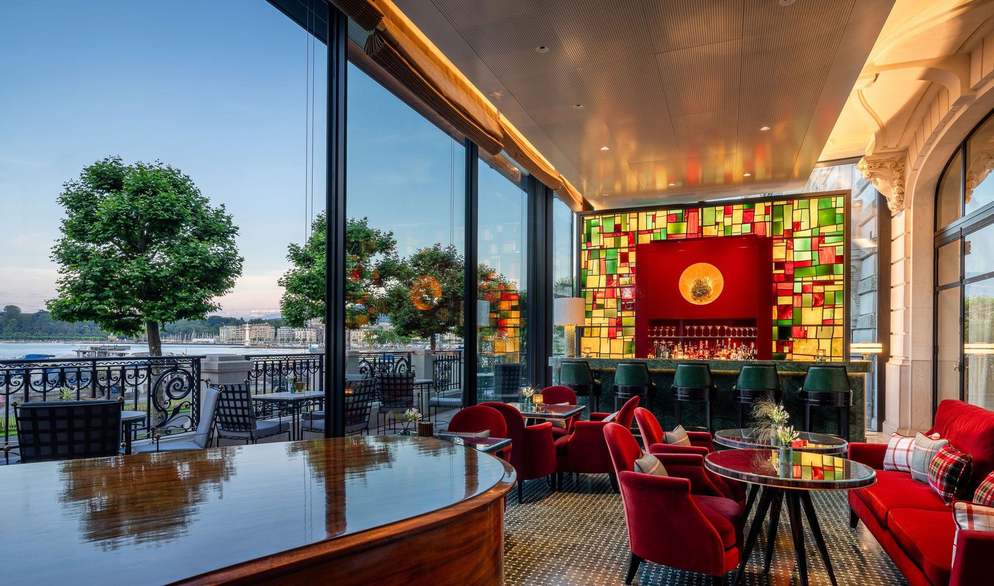 Bar 37 at The Woodward, Bar in Geneva