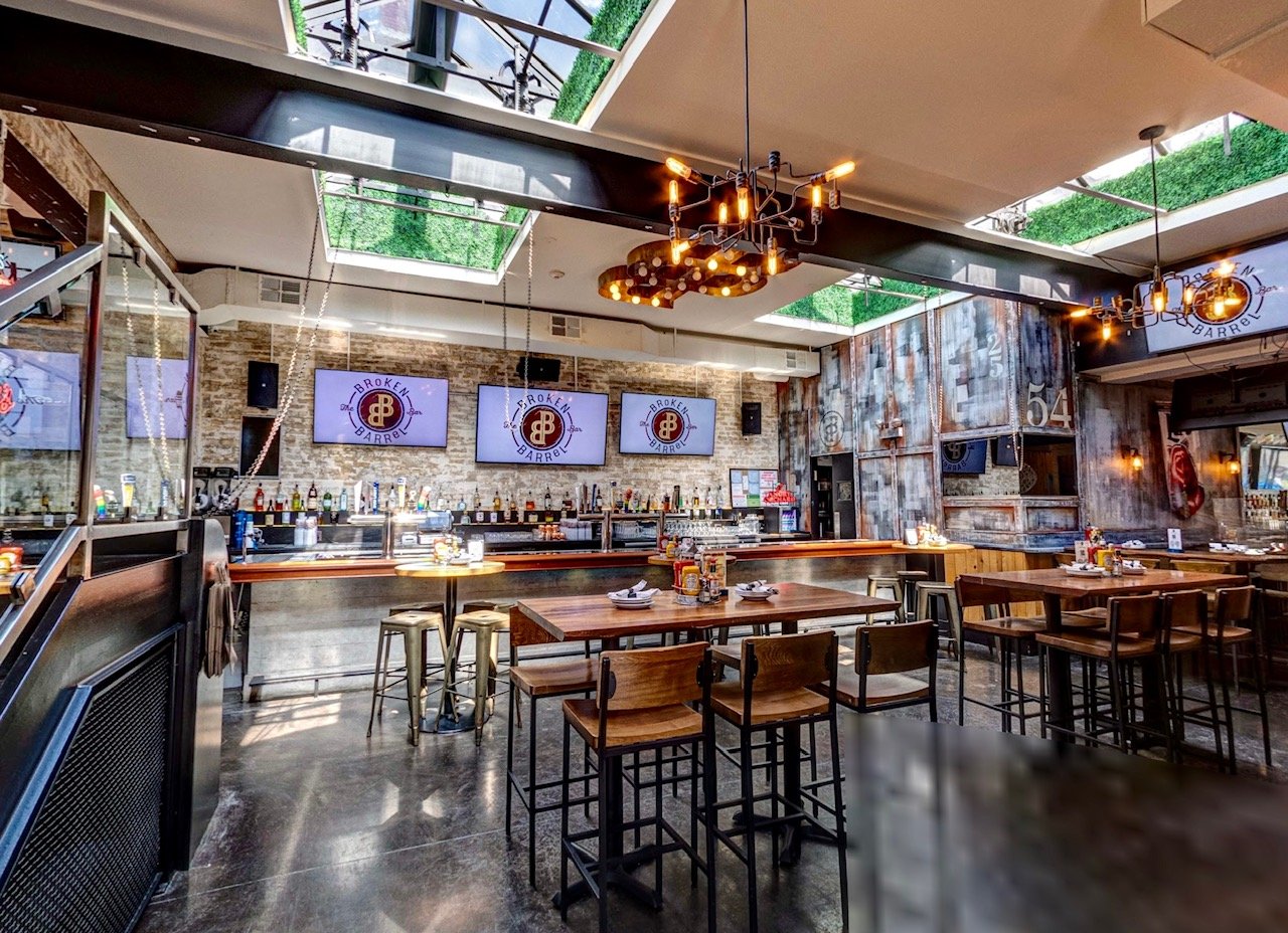 The Broken Barrel Bar, Chicago, United States