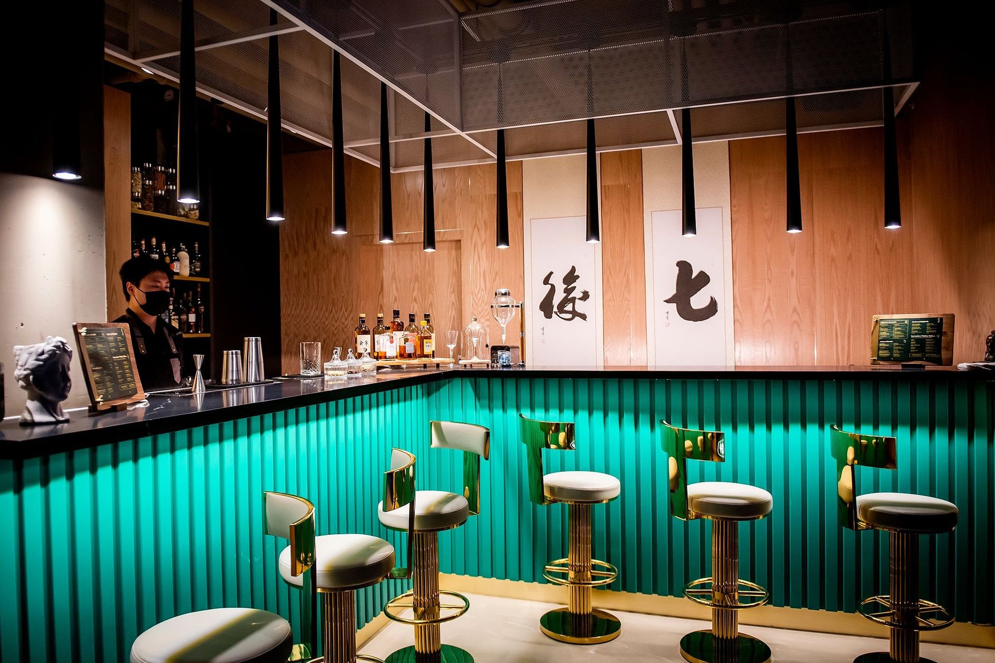 After Seven, Bar in Toronto